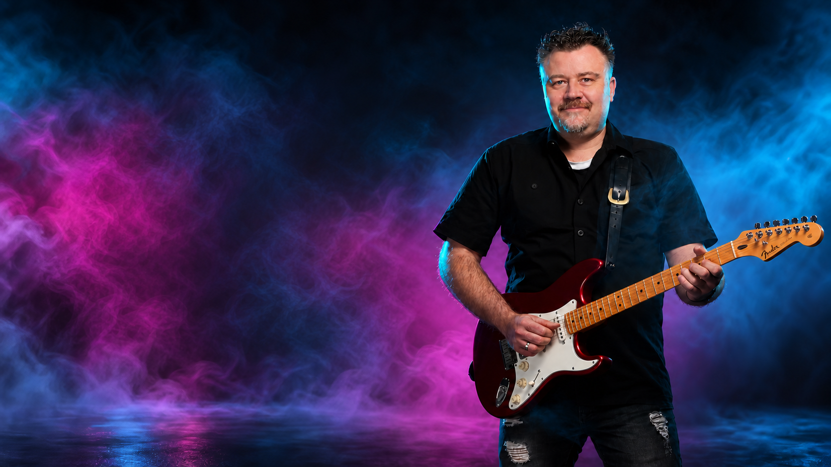 Thomas Leisen mit der Gitarre